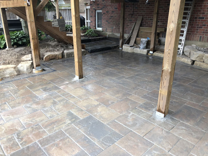 Paver patio with custom border. A paver patio project by O'Connor Stone & Landscape, landscape and hardscape contractor.